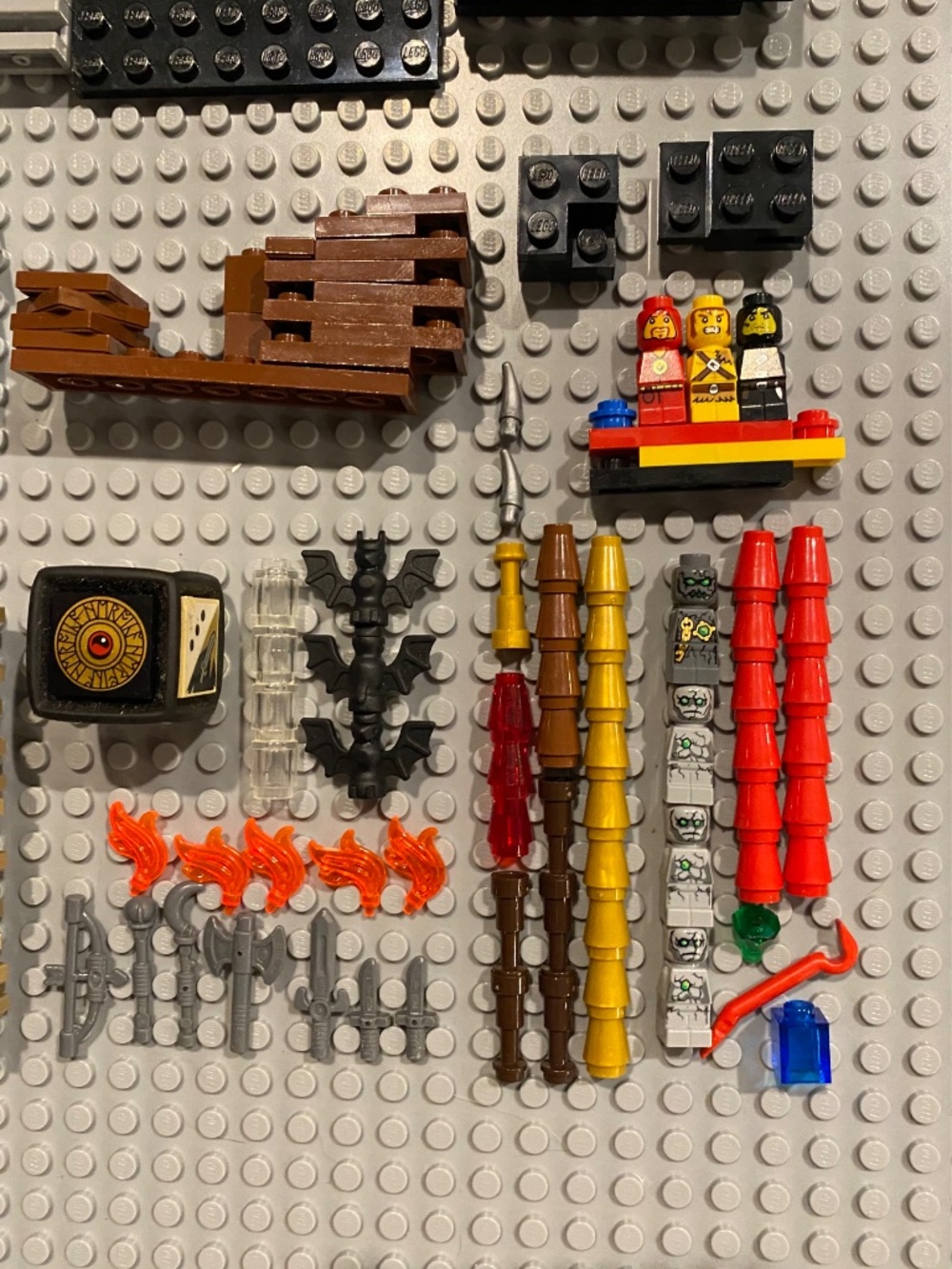 🔥LEGO 3859 Heroica Nathuz Game Set 🦇 2011🦇 7 Micro Figures/ Expandable Game🎲 - Picture 11 of 13